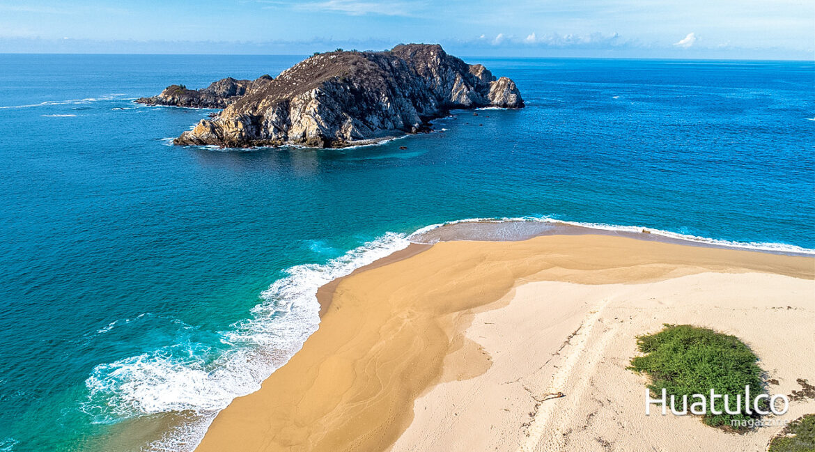 CACALUTA BAY