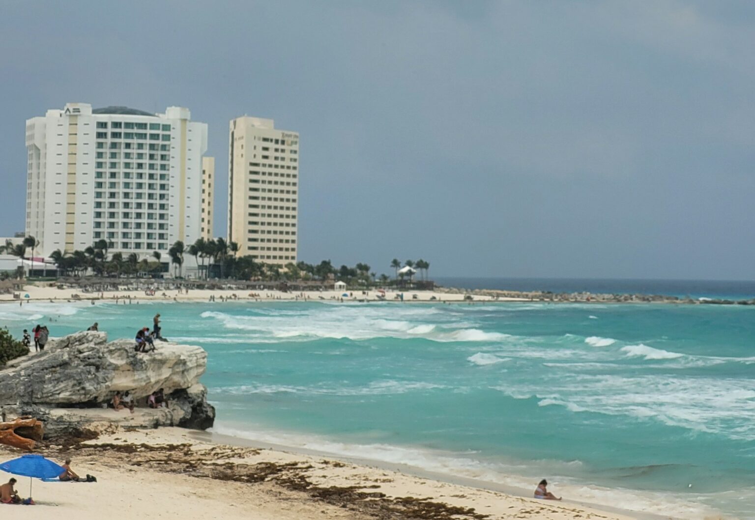 cloudy cancun