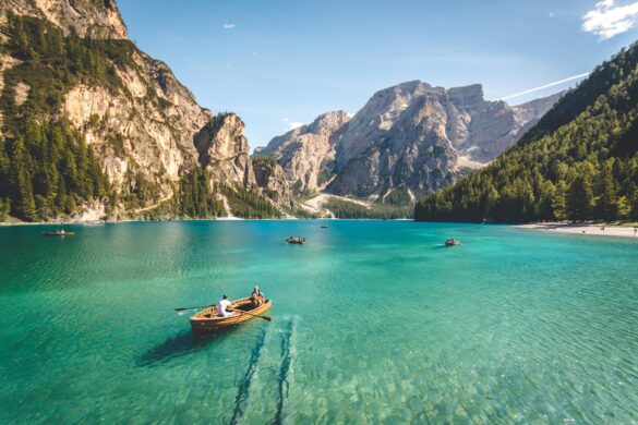 HIDDEN AND PARADISIAC LANDSCAPES