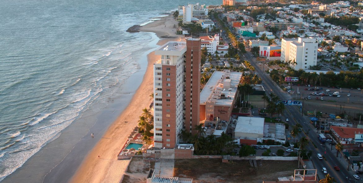 royal-holiday-mazatlan-costa MAZATLÁN