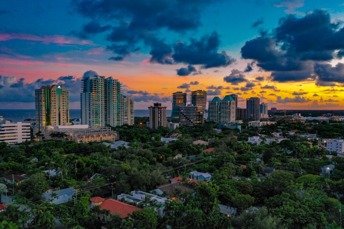 VISITA COCONUT GROVE EN MIAMI