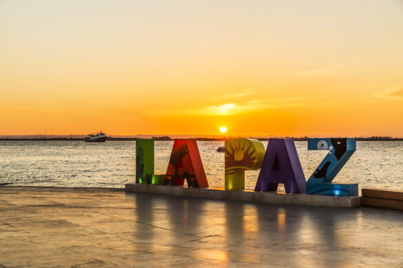 La Paz sign, La Paz, Baja California Sur.